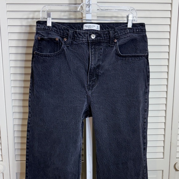 Abercrombie & Fitch High Rise 90's Relaxed Cuffed Hem Jean Size 12 Short - Picture 8 of 16